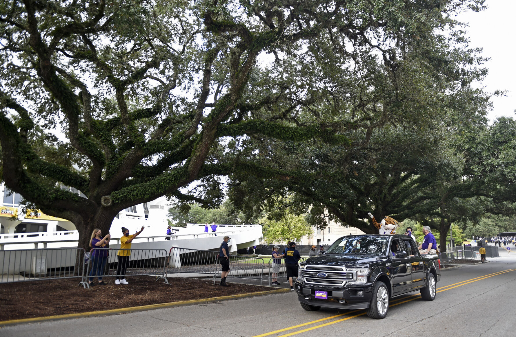 BR.lsucarolina.102520 HS 439.JPG